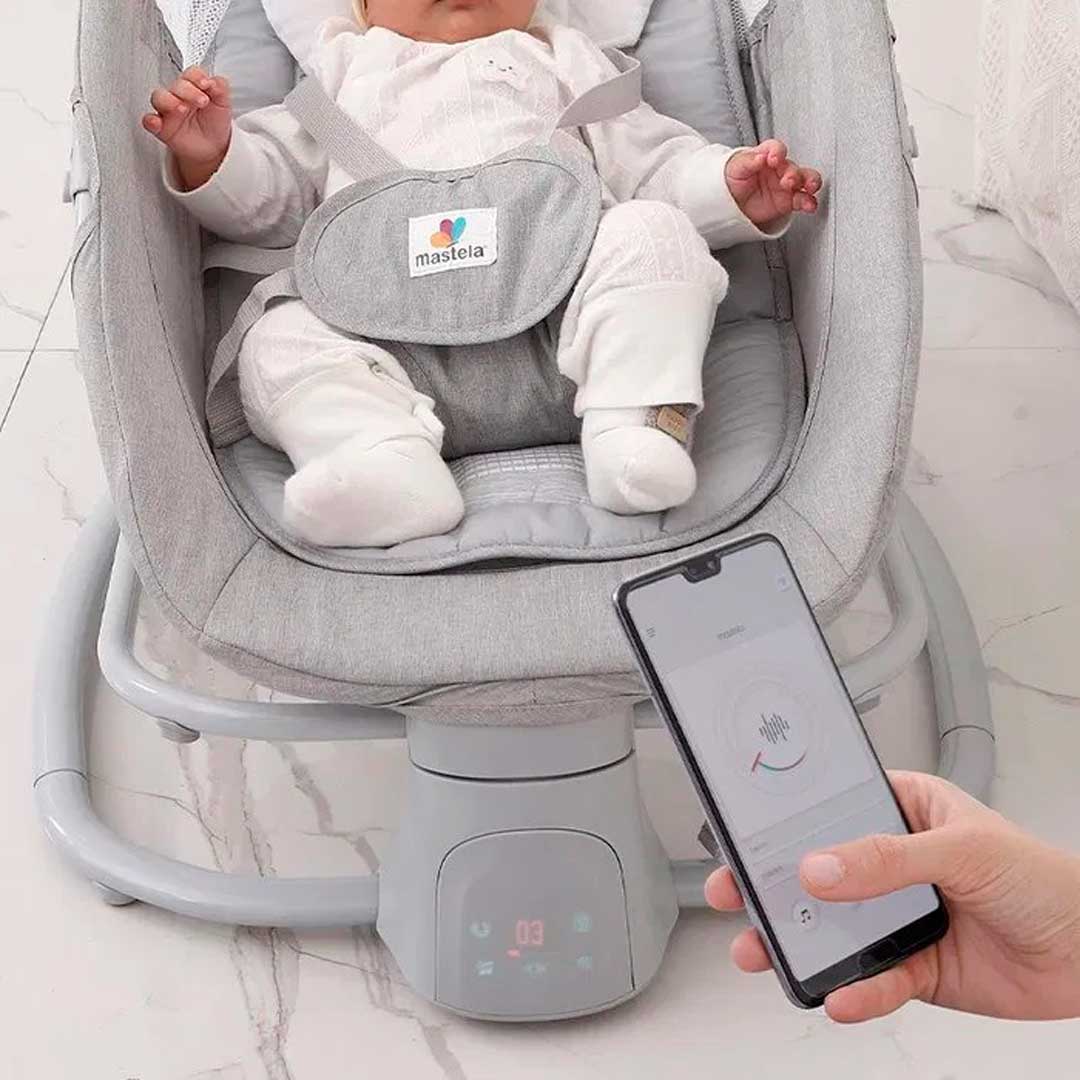 Mastela 4in1 Baby Bassinet Swing with Tray - Image 2