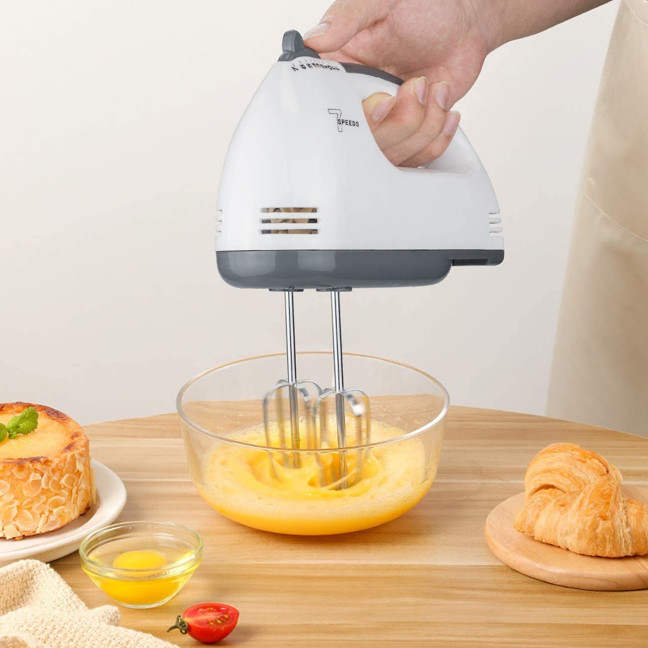Kenwood Hand Mixer 180W 5-Speed Electric - Image 4